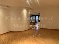 Izdavanje, trosoban stan, 147m², Kalenić Pijaca, Vračar Sve Podlokacije - image 7