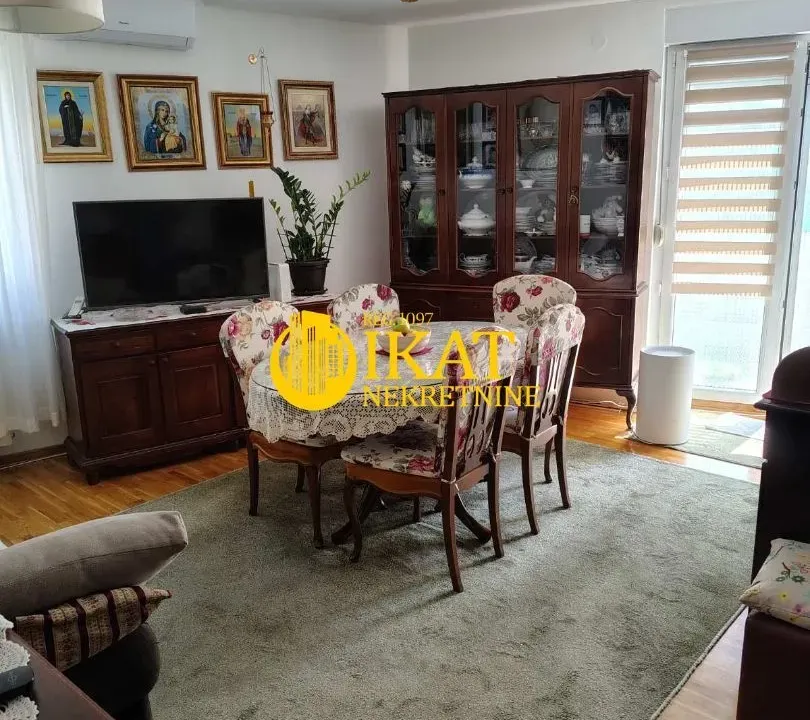 Prodaja, trosoban stan, 53m², Zvezdara Sve Podlokacije, Beograd