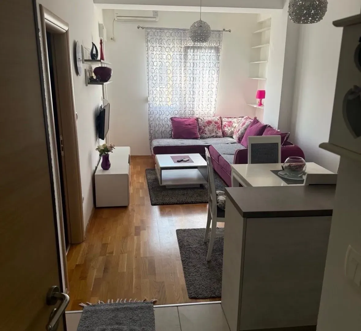 Izdavanje, jednosoban stan, 45m², Ljubović, Podgorica