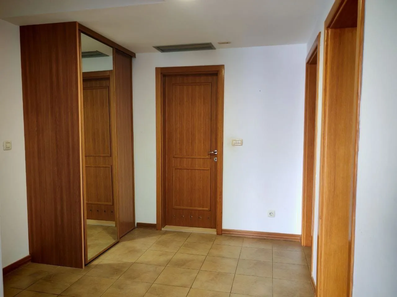 Sale, two bedroom apartment, 72m², Bečići, Budva