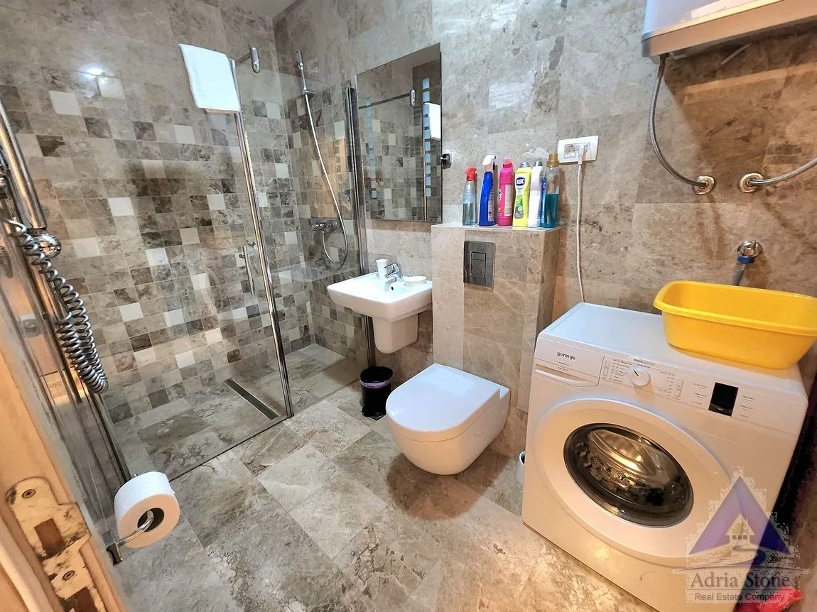 Prodaja, jednosoban stan, 87m², Pržno, Budva
