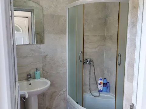 Rent, studio apartment, 35m², Podi, Herceg Novi - image 1