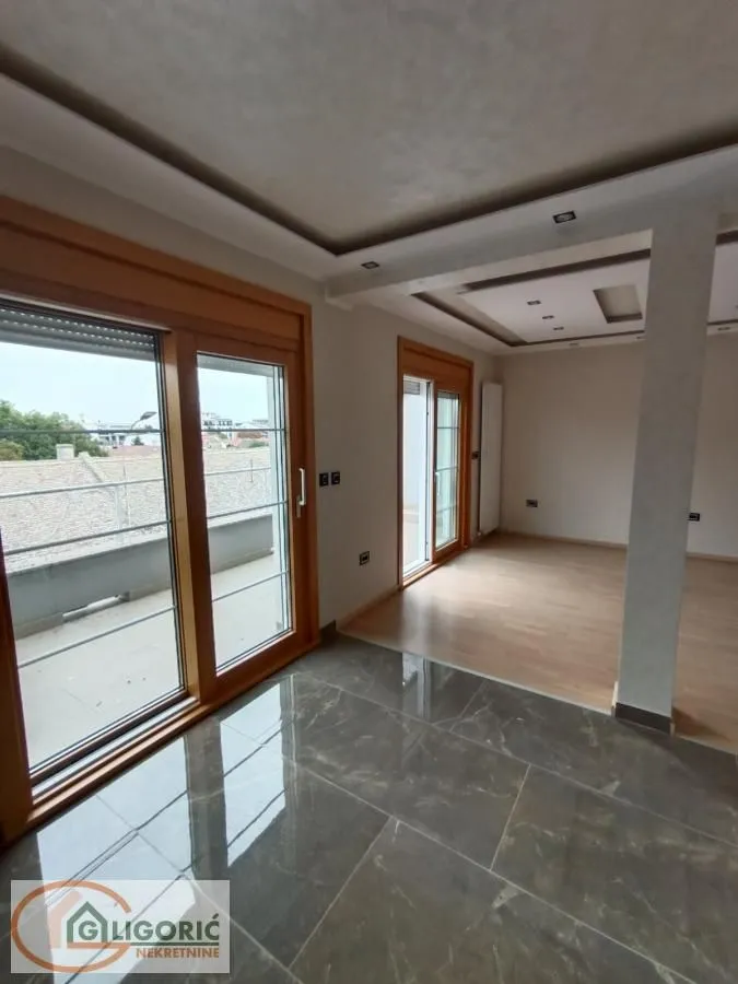 Sale, apartment, 145m², Centar, Pančevo