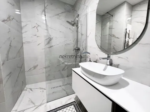 Rent, one bedroom apartment, 57m², Kod Capital Plaze, Podgorica - image 7