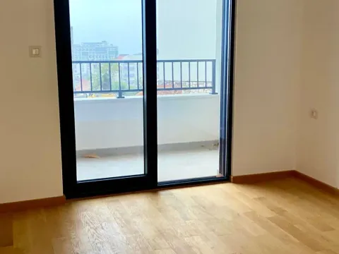 Sale, one bedroom apartment, 42m², Bečići, Budva - image 5