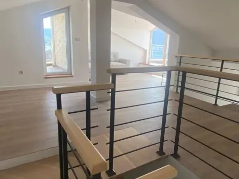 Prodaja, četvorosoban stan, 171m², Dobrota, Kotor - image 4