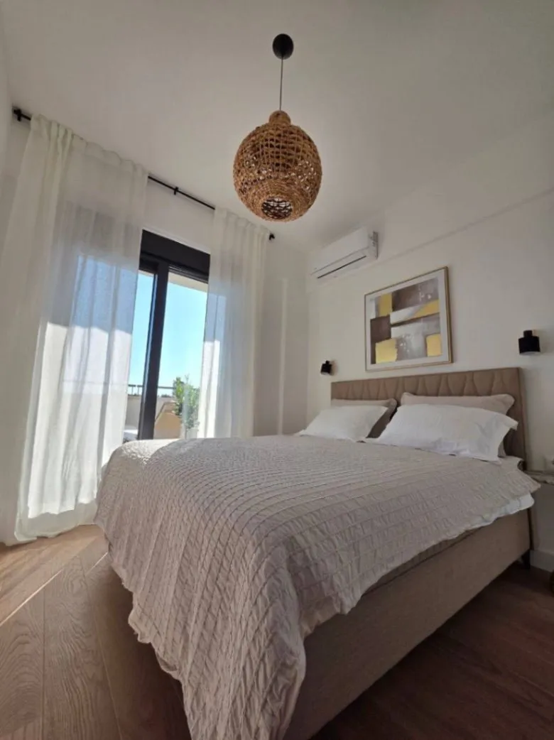 Stan-na-dan, jednosoban stan, 42m², Centar, Budva