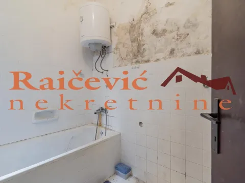 Sale, two bedroom apartment, 54m², Centar, Stara Pazova - image 12