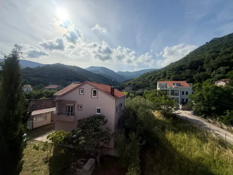 Rent, three bedroom apartment, 54m², Bijela, Herceg Novi - image 10