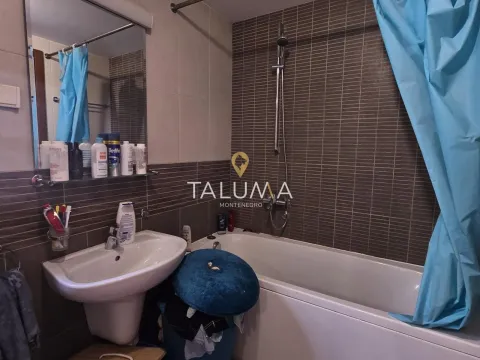 Prodaja, trosoban stan, 120m², Tološi, Podgorica - image 11