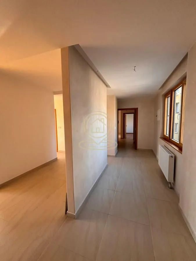 Prodaja, stan, 154m², Medijana, Niš