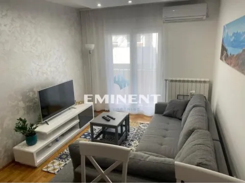 Stan in Vukov Spomenik