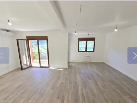 Prodaja, trosoban stan, 140m², Dobrota, Kotor - image 5