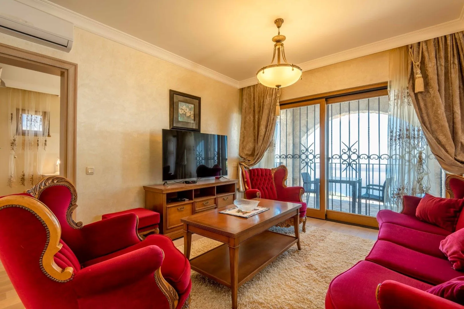 Sale, house, 317m², Reževići, Budva