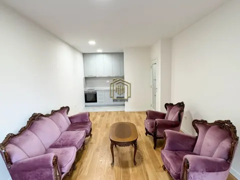 Izdavanje, poslovni prostor, 49m², Central Point, Podgorica - image 3