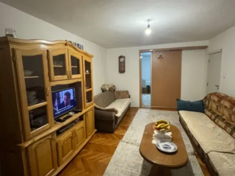 Prodaja, dvosoban stan, 62m², Centar, Berane - image 9