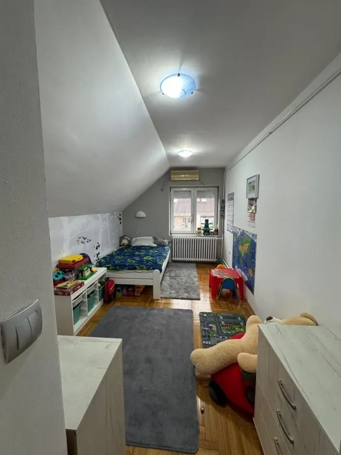 Prodaja, trosoban stan, 80m², Nova Detelinara, Novi Sad Sve Podlokacije