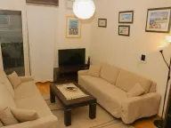 Izdavanje, dvosoban stan, 50m², Budva, Crna Gora - image 10