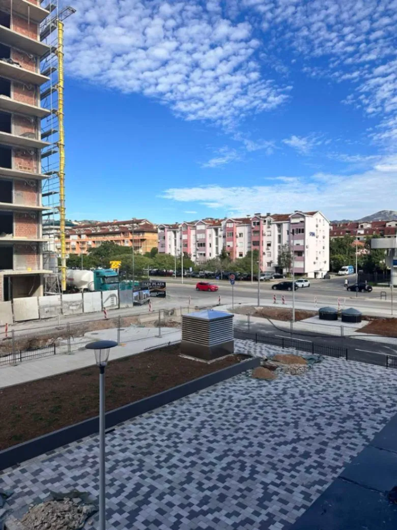 Prodaja, dvosoban stan, 70m², Stari Aerodrom, Podgorica
