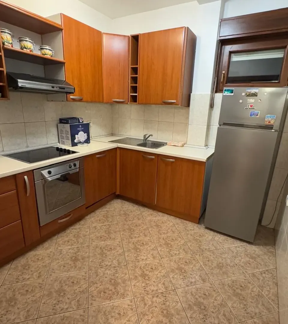 Rent, apartment, 142m², Vezirov Most, Podgorica