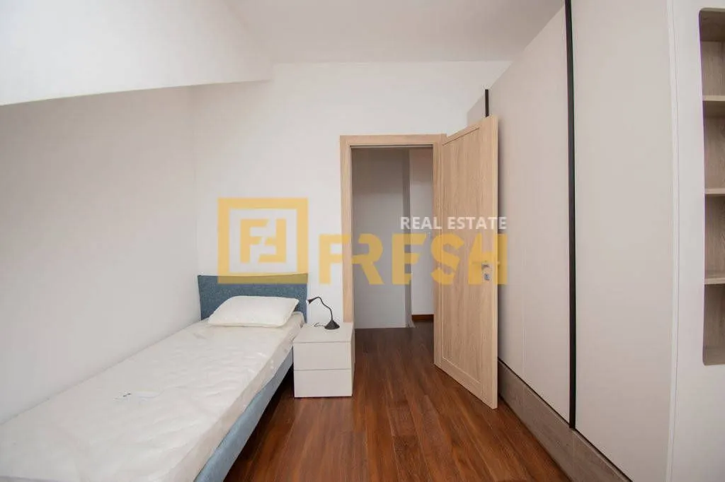 Rent, three bedroom apartment, 120m², Master Kvart, Podgorica