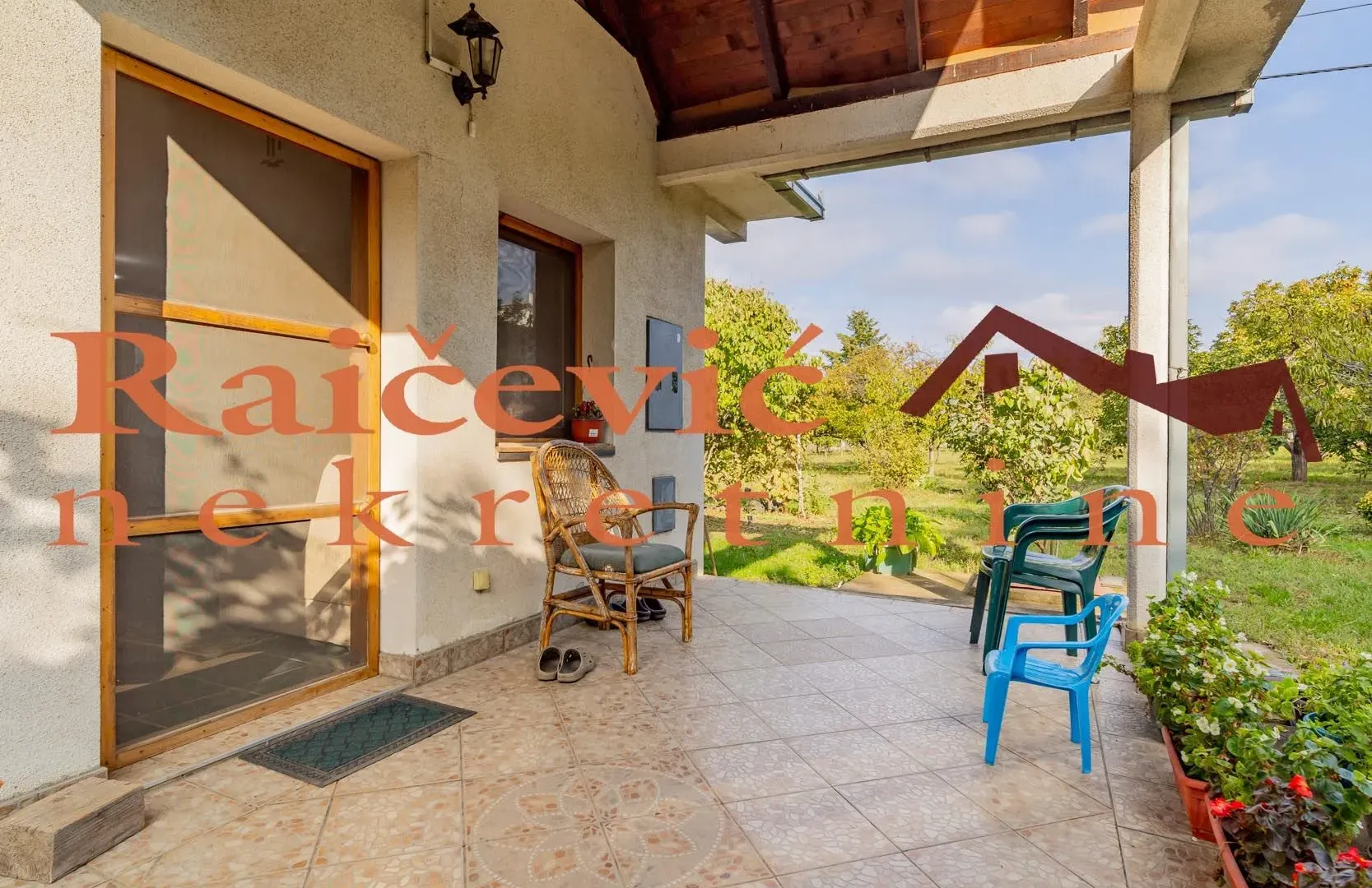 Prodaja, plac, 2300m², Radiofar, Surčin