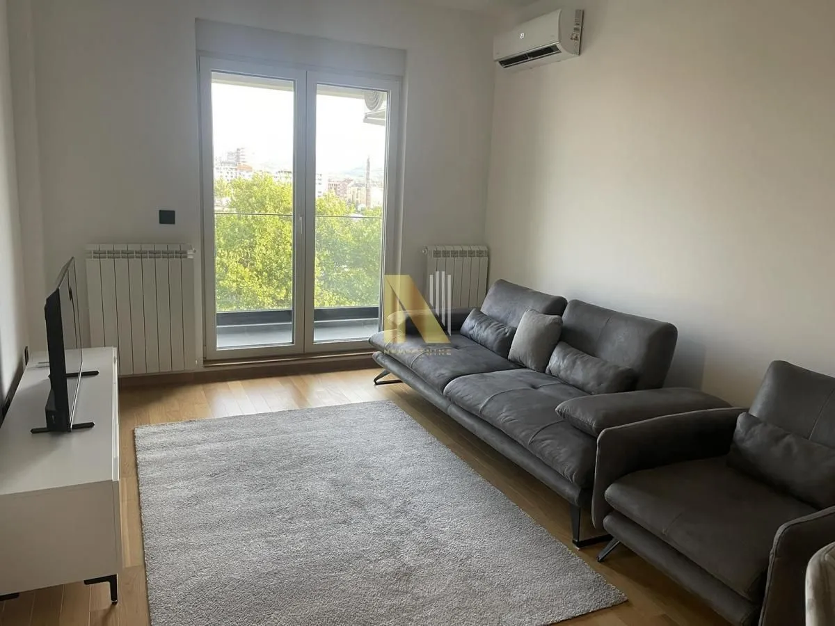 Izdavanje, trosoban stan, 63m², Sajmište, Novi Sad