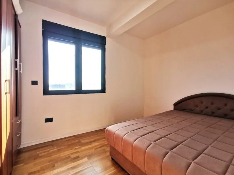 Rent, apartment, 120m², Dalmatinska ulica, Podgorica