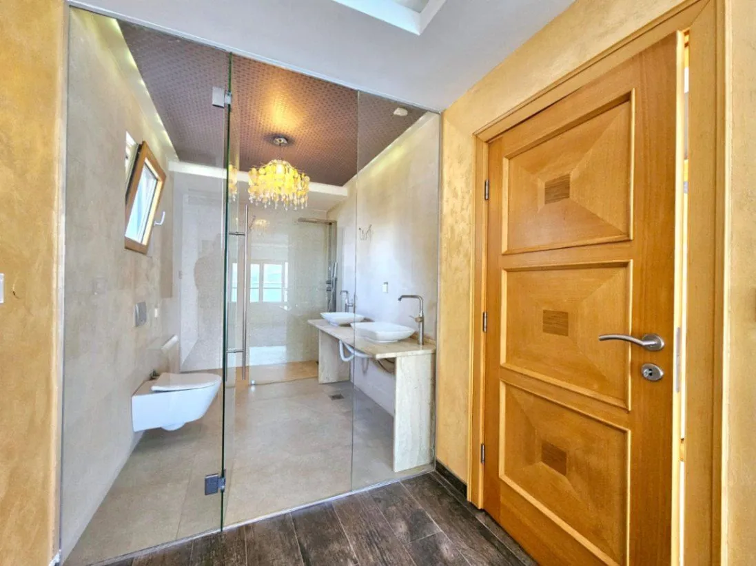 Prodaja, kuća, 250m², Krašići, Tivat