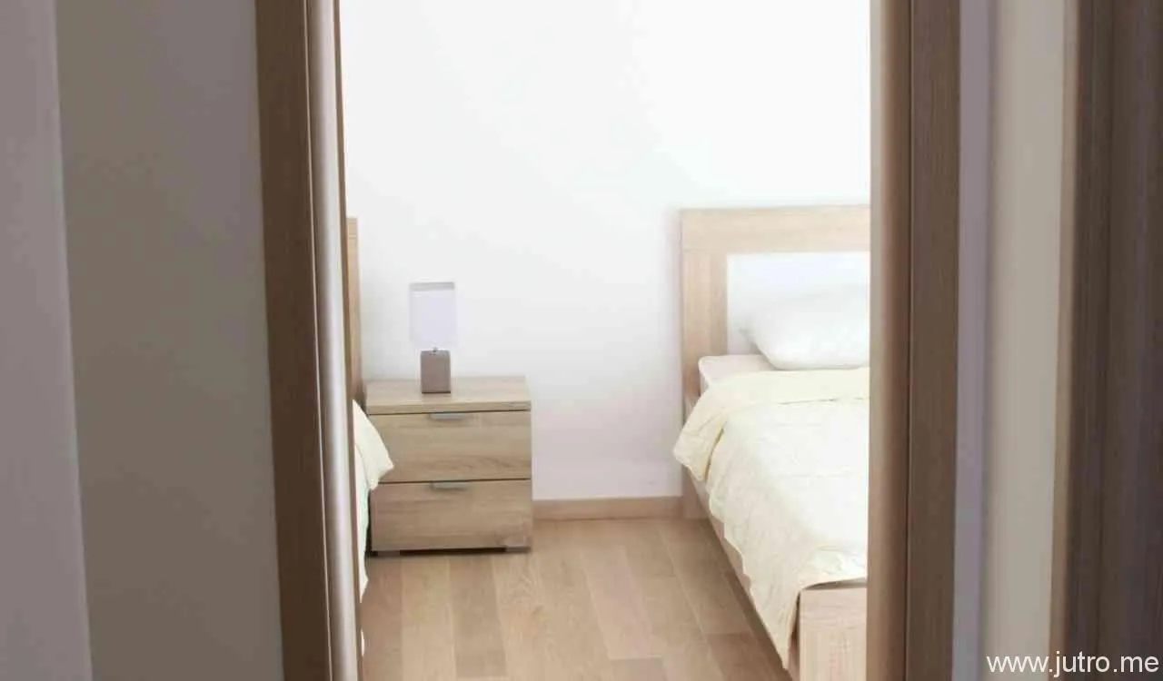 Prodaja, dvosoban stan, 108m², Dobrota, Kotor