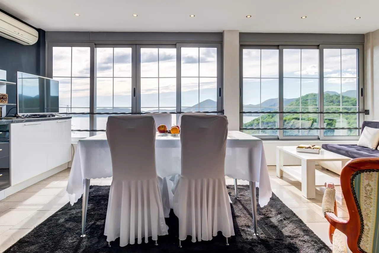 Rent, one bedroom apartment, 53m², Pržno, Budva