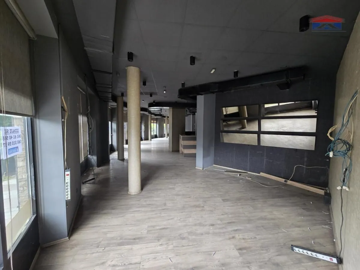 Rent, office space, 246m², Železnička Stanica, Novi Sad Sve Podlokacije