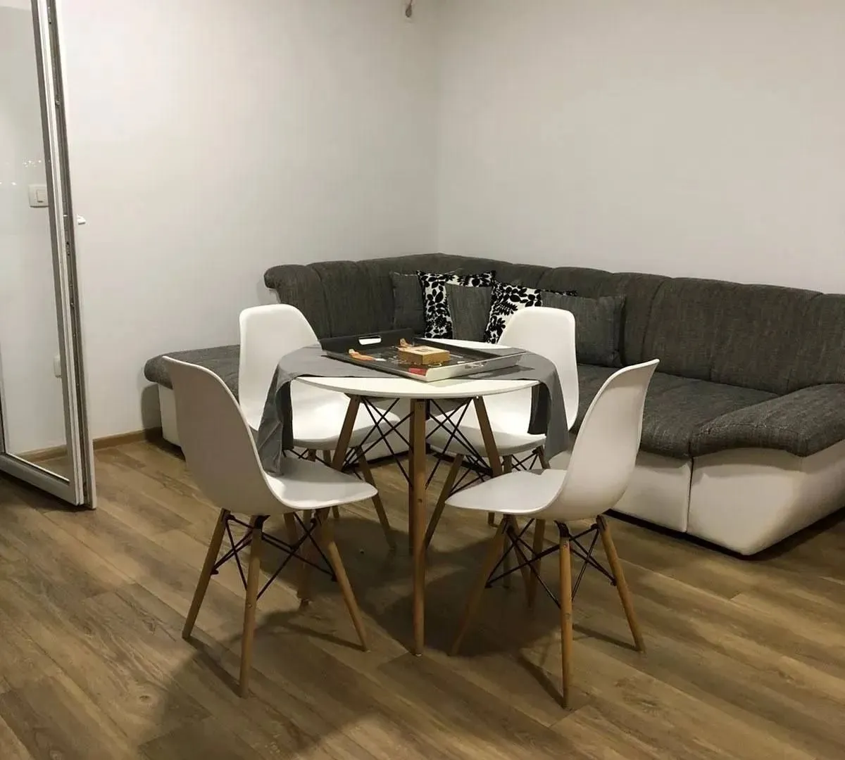 Rent, two bedroom apartment, 52m², Centar, Bar