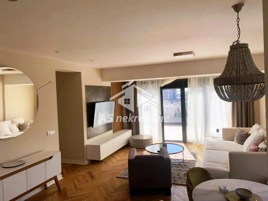 Izdavanje, trosoban stan, 75m², Stari Grad, Beograd