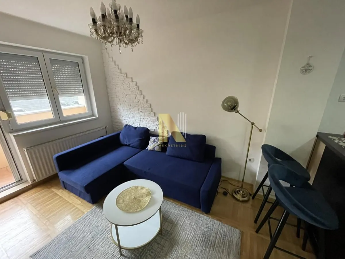 Izdavanje, jednosoban stan, 43m², Nova Detelinara, Novi Sad Sve Podlokacije