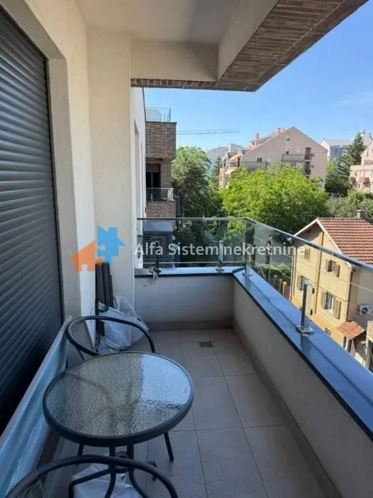 Rent, two bedroom apartment, 55m², Južni Bulevar, Vračar Sve Podlokacije