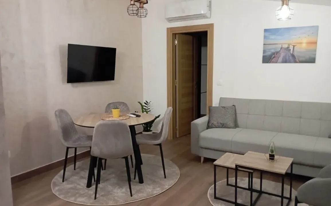 Rent, one bedroom apartment, 45m², Dumidran, Tivat