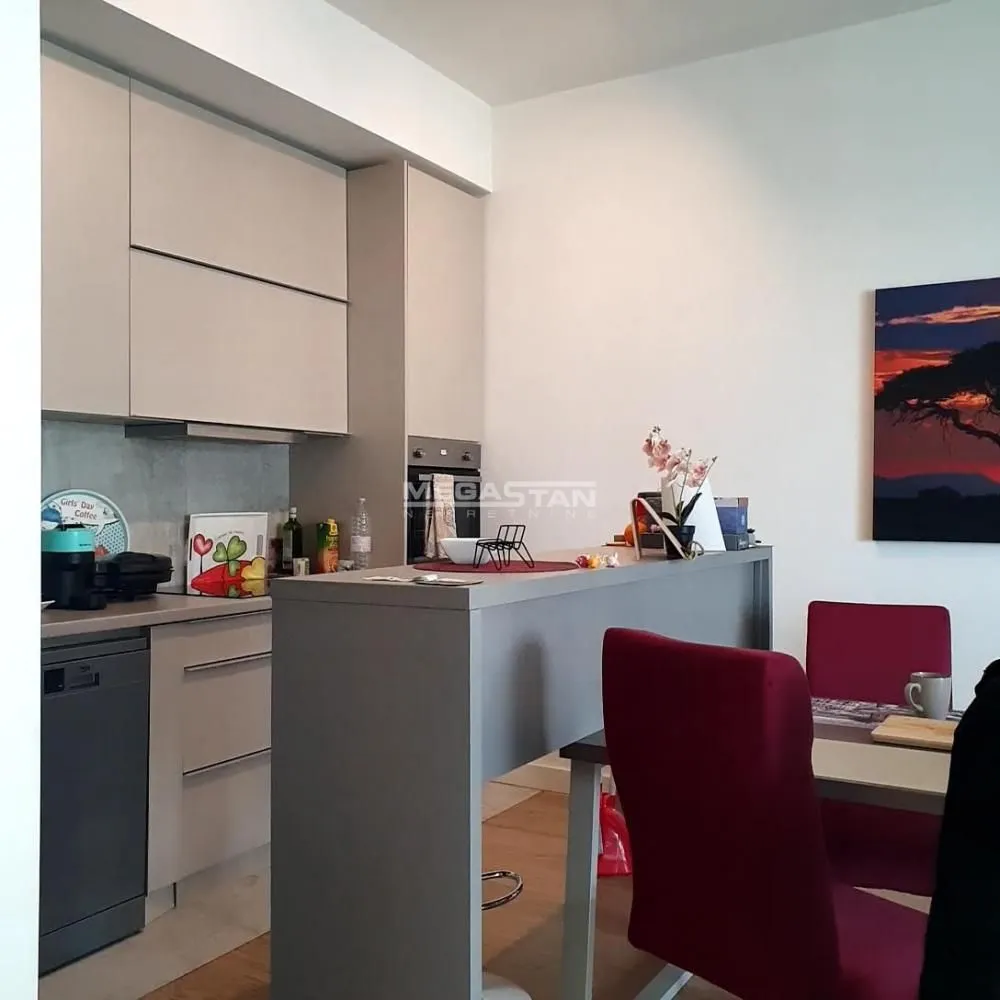 Sale, three bedroom apartment, 110m², Savski Venac, Beograd