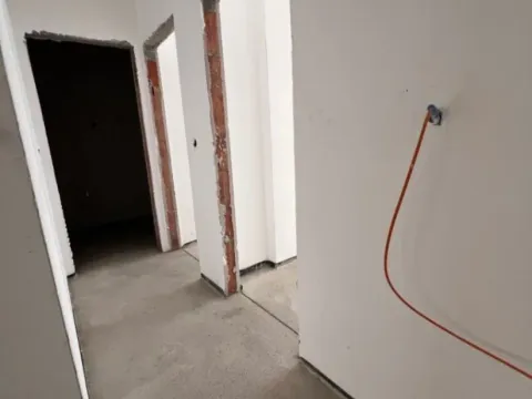 Prodaja, dvosoban stan, 64m², Stari Aerodrom, Podgorica - image 2