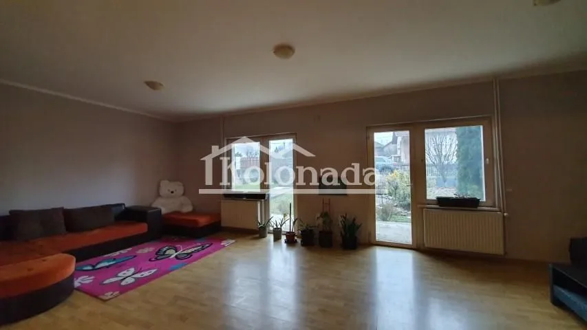 Sale, house, 230m², Sopot, Beograd