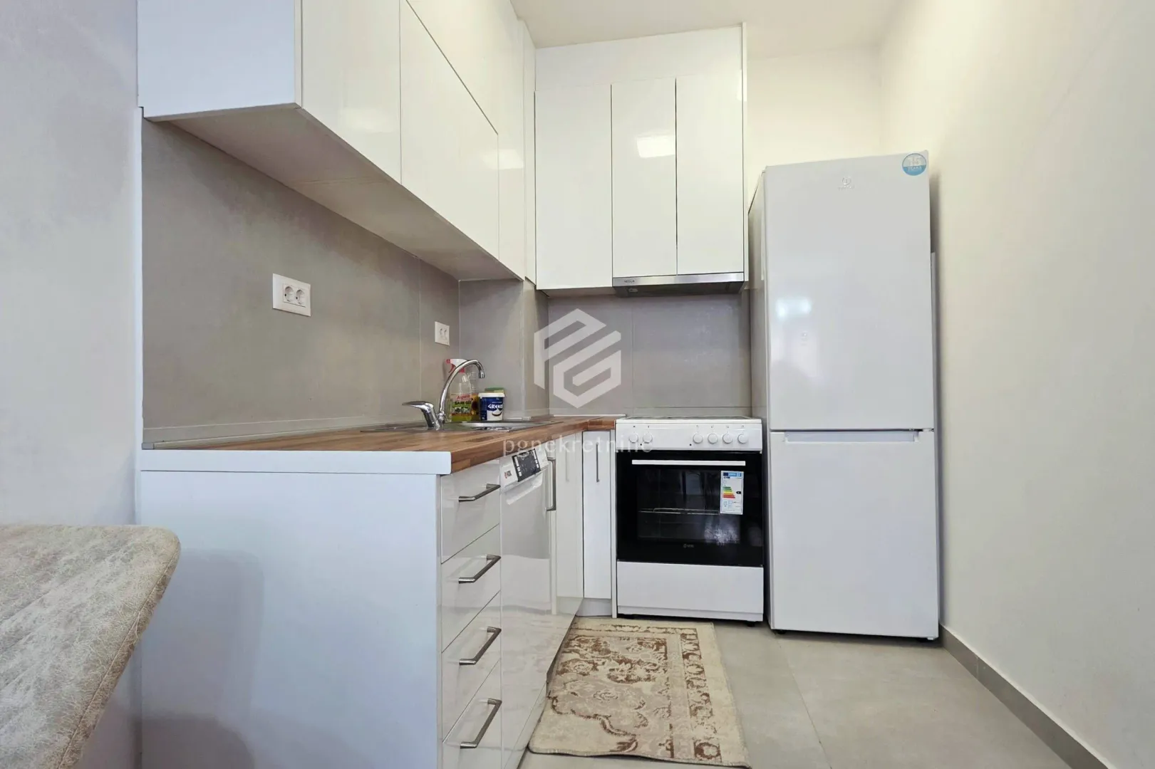 Rent, one bedroom apartment, 46m², Stari Aerodrom, Podgorica