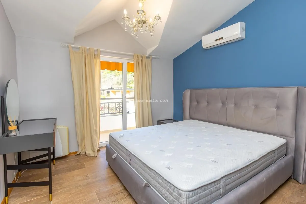 Prodaja, kuća, 234m², Mrčevac, Tivat