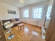 Izdavanje, garsonjera, 26m², Bulevar Oslobodjenja, Novi Sad Sve Podlokacije