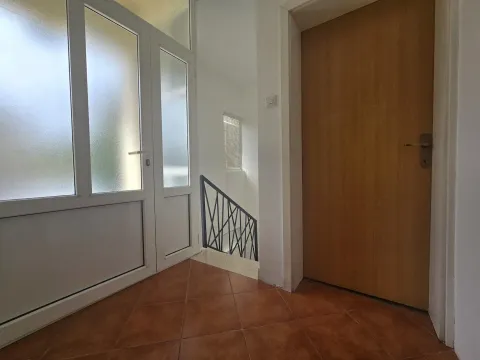 Rent, office space, 139m², Centar, Podgorica - image 2