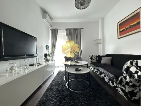 Izdavanje, jednosoban stan, 50m2, Vezirov Most, Podgorica Izdavanje, jednosoban stan, 50m2, Vezirov Most, Podgorica