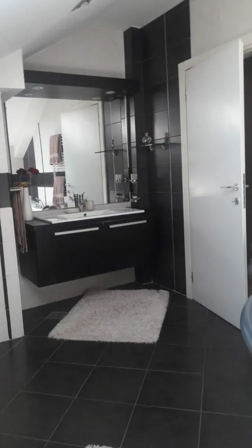 Prodaja, stan, 113m², Nova Detelinara, Novi Sad Sve Podlokacije