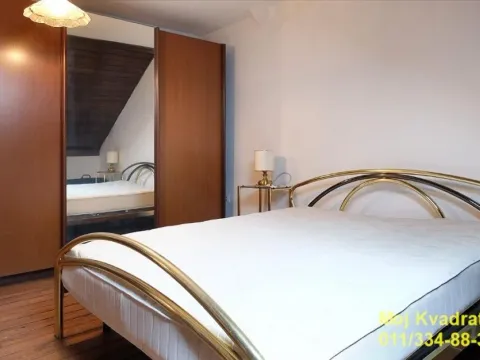 Prodaja, kuća, 170m², Zemun Centar, Zemun Sve Podlokacije - image 15