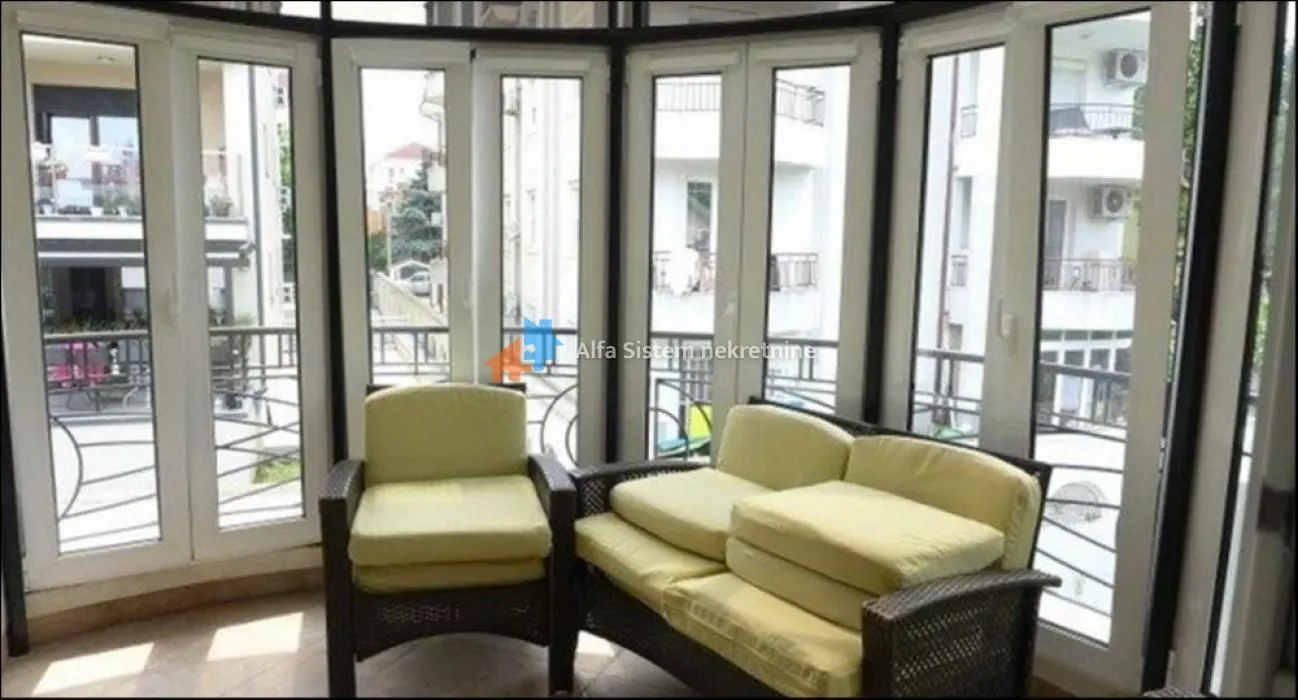 Rent, house, 300m², Voždovac Sve Podlokacije, Beograd