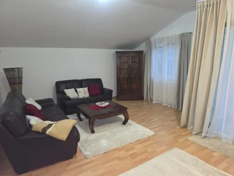 Izdavanje, dvosoban stan, 75m², Zagorič, Podgorica - image 11
