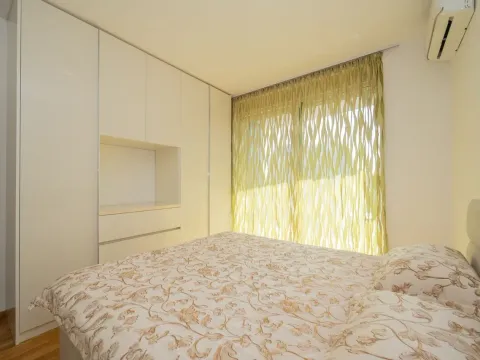 Sale, one bedroom apartment, 48m², Budva, Crna Gora - image 11